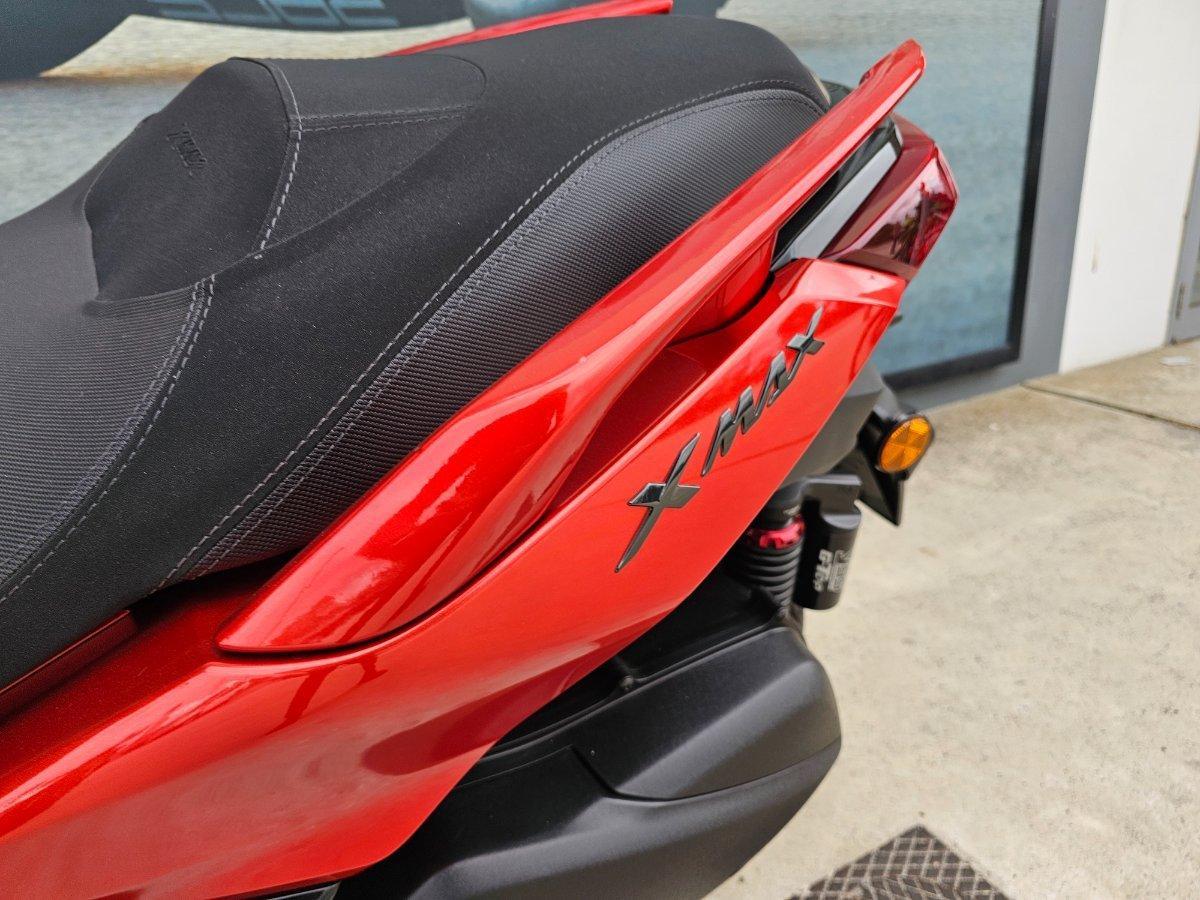 2025 YAMAHA XMAX 300 V2 (CZD300A2) SCOOTER