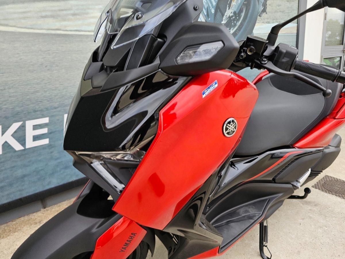 2025 YAMAHA XMAX 300 V2 (CZD300A2) SCOOTER