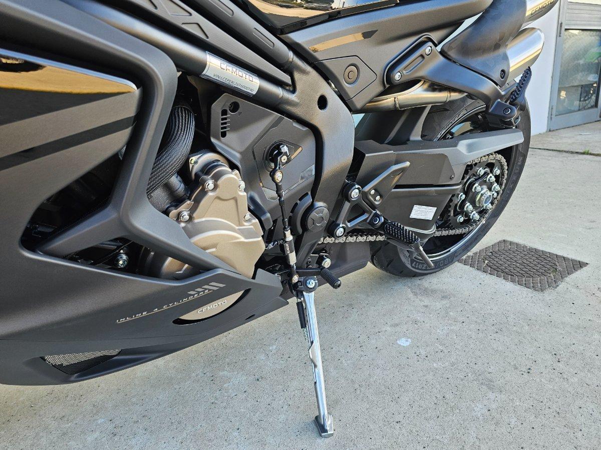 2026 CF MOTO 750 SR S ROAD