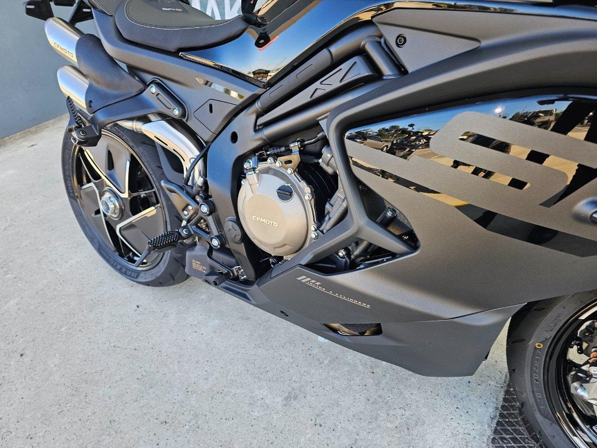 2026 CF MOTO 750 SR S ROAD