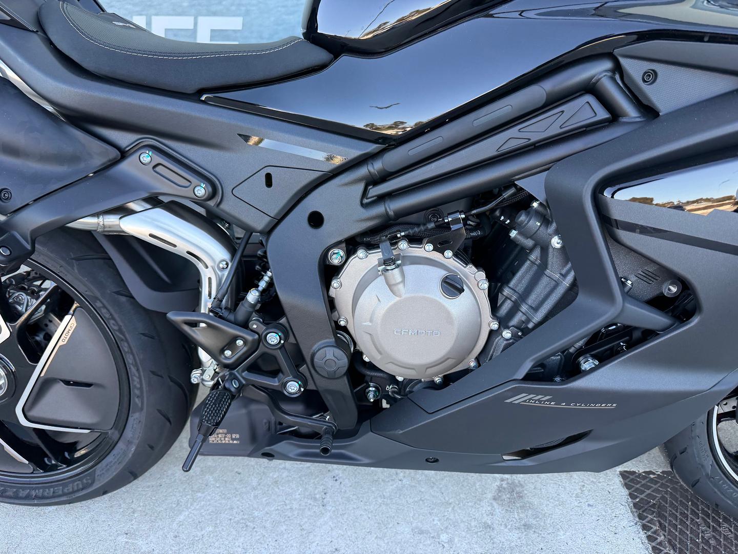 2026 CF MOTO 750 SR-S SPORTS