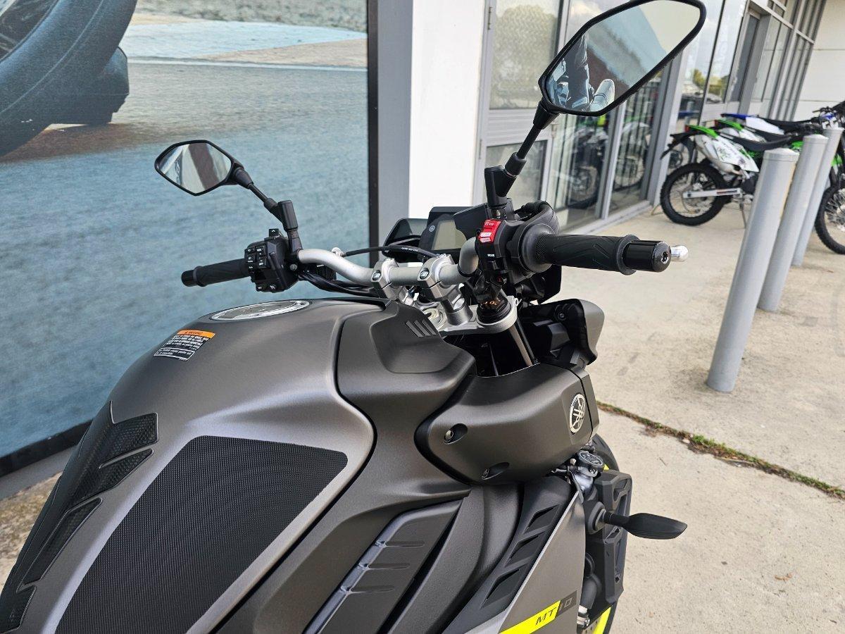 2018 YAMAHA MT-10A SPORTS