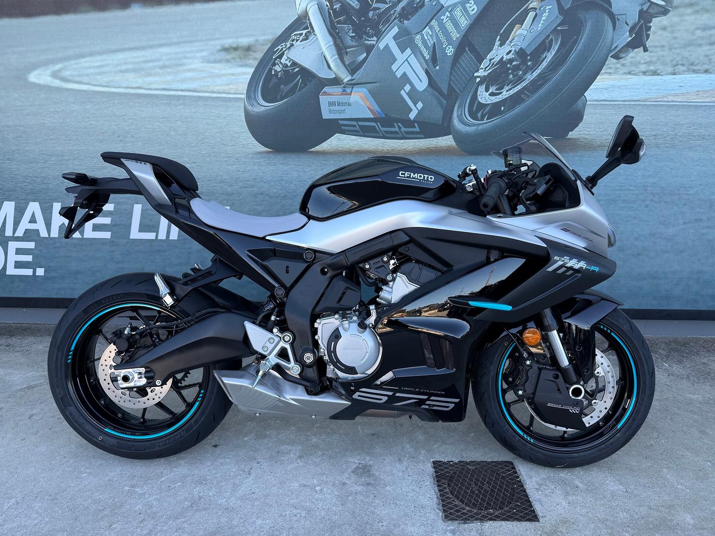 2026 CF MOTO 675 SR-R SPORTS