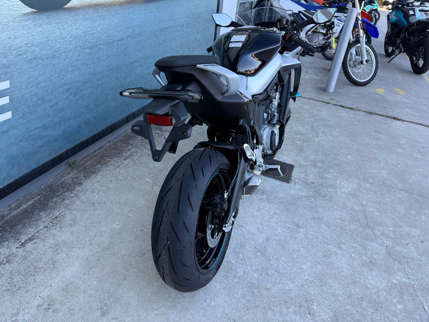 2026 CF MOTO 675 SR-R SPORTS
