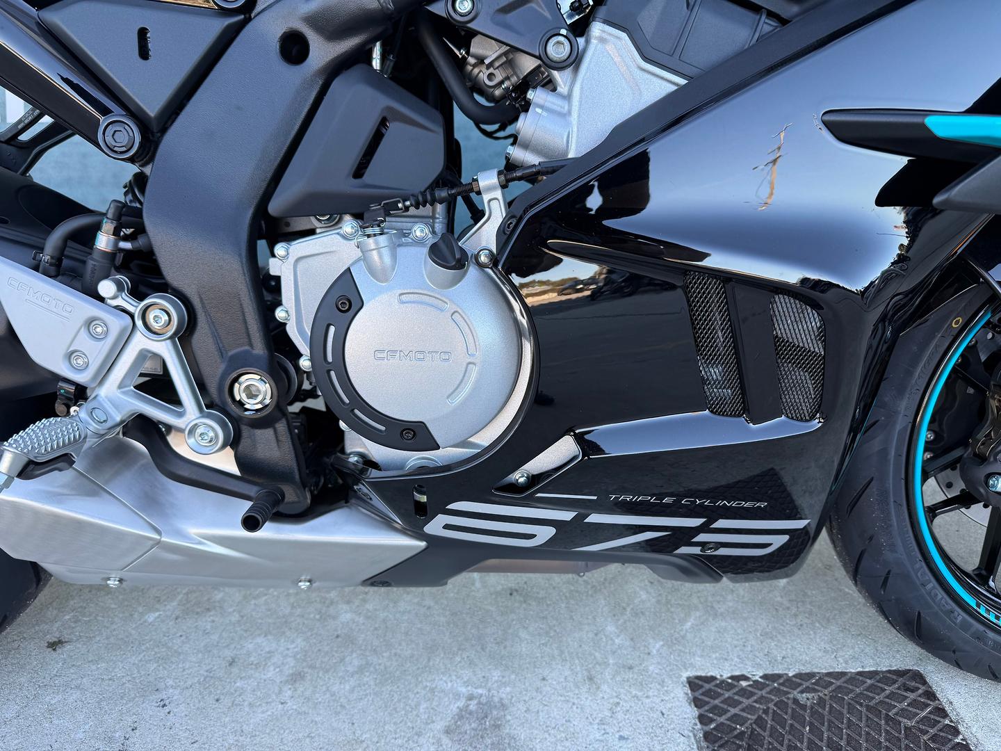 2026 CF MOTO 675 SR-R SPORTS