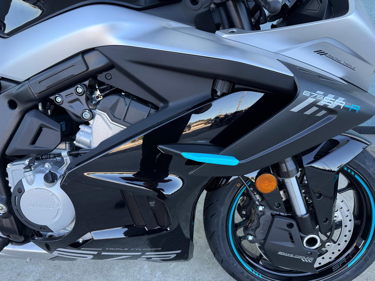 2026 CF MOTO 675 SR-R SPORTS