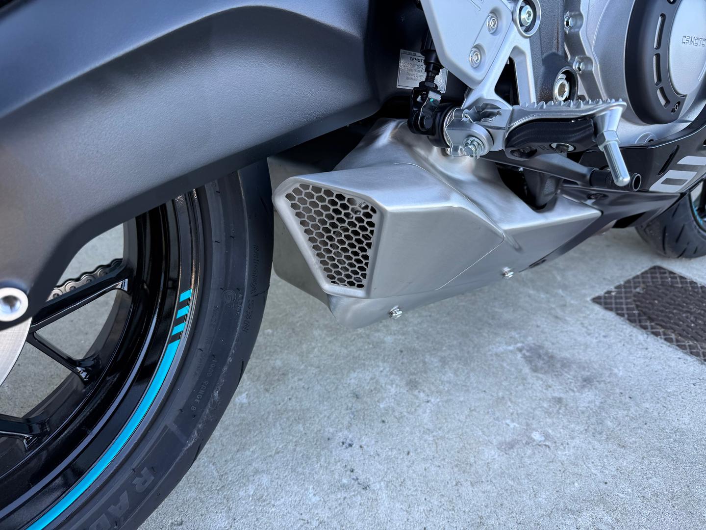 2026 CF MOTO 675 SR-R SPORTS