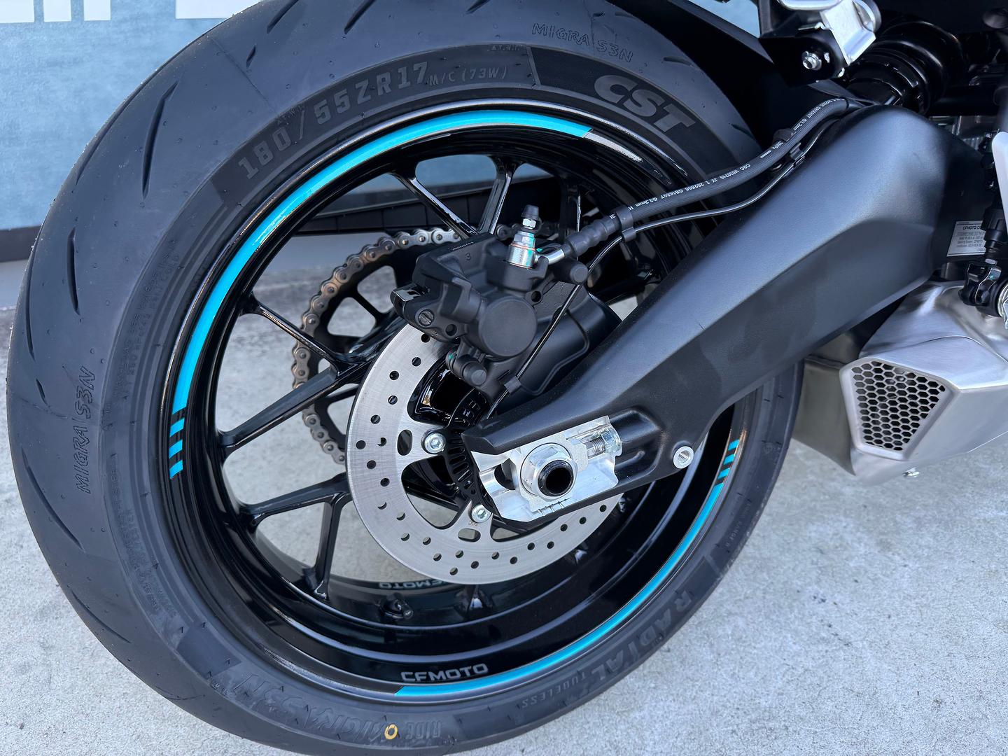 2026 CF MOTO 675 SR-R SPORTS