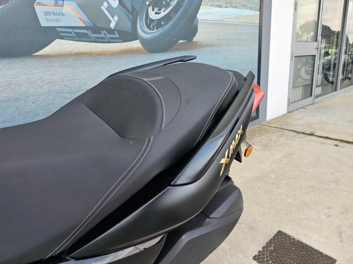 2022 YAMAHA XMAX 300 (CZD300A) SCOOTER