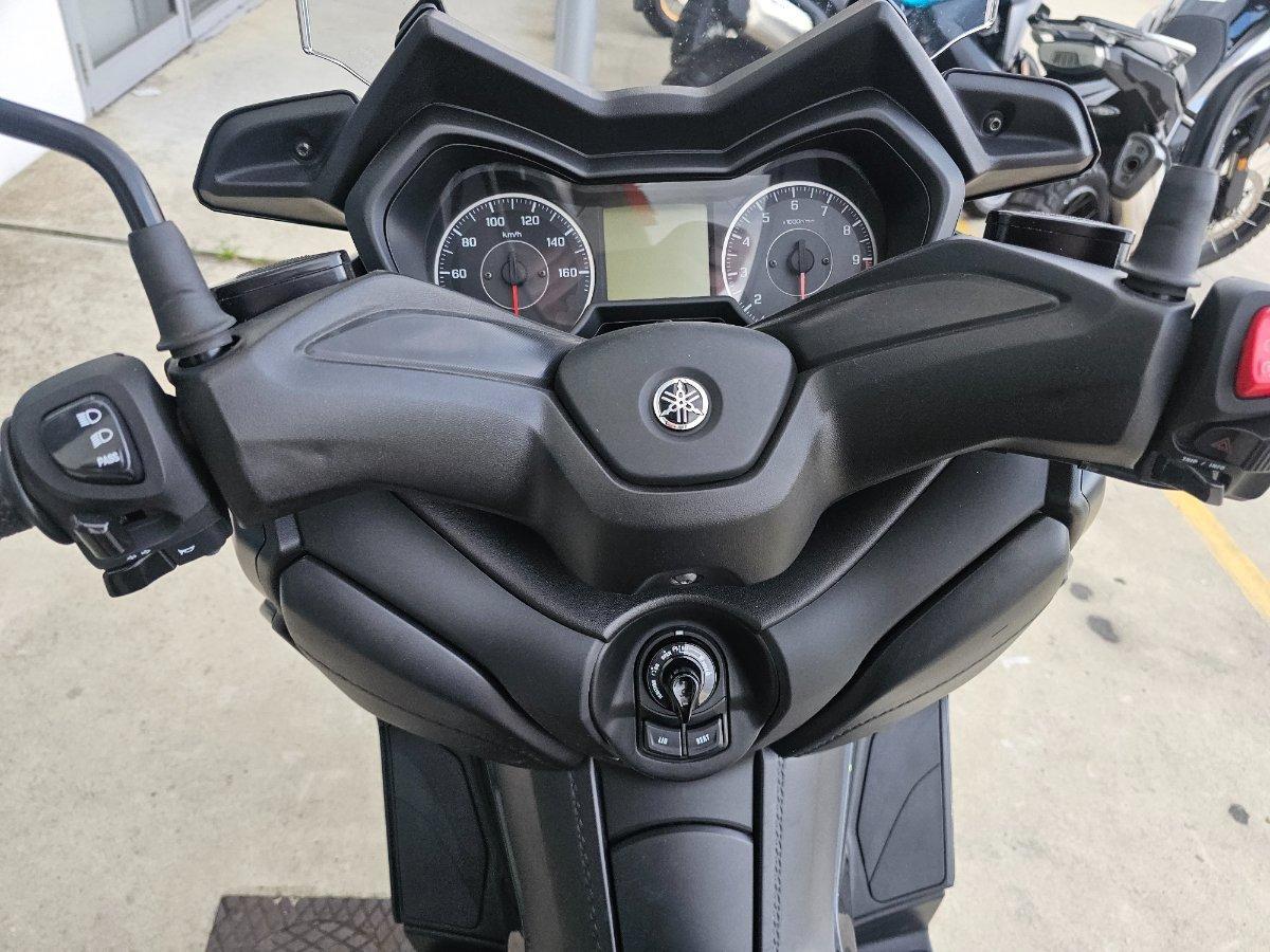 2022 YAMAHA XMAX 300 (CZD300A) SCOOTER
