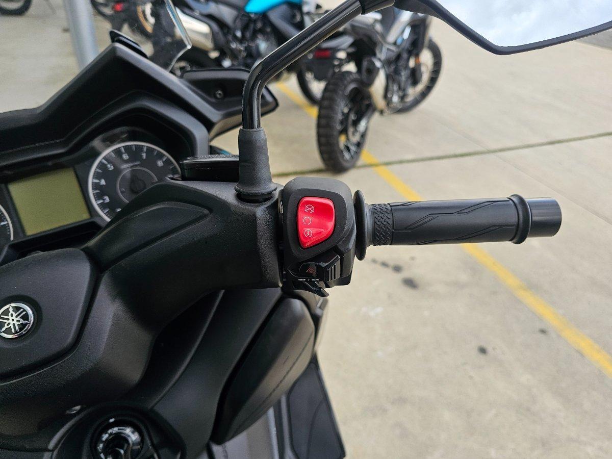 2022 YAMAHA XMAX 300 (CZD300A) SCOOTER