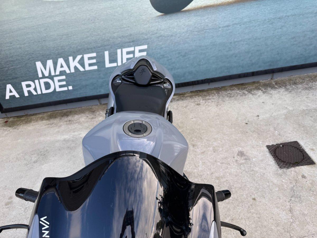 2021 SUZUKI GSX1300RA (HAYABUSA) SPORTS