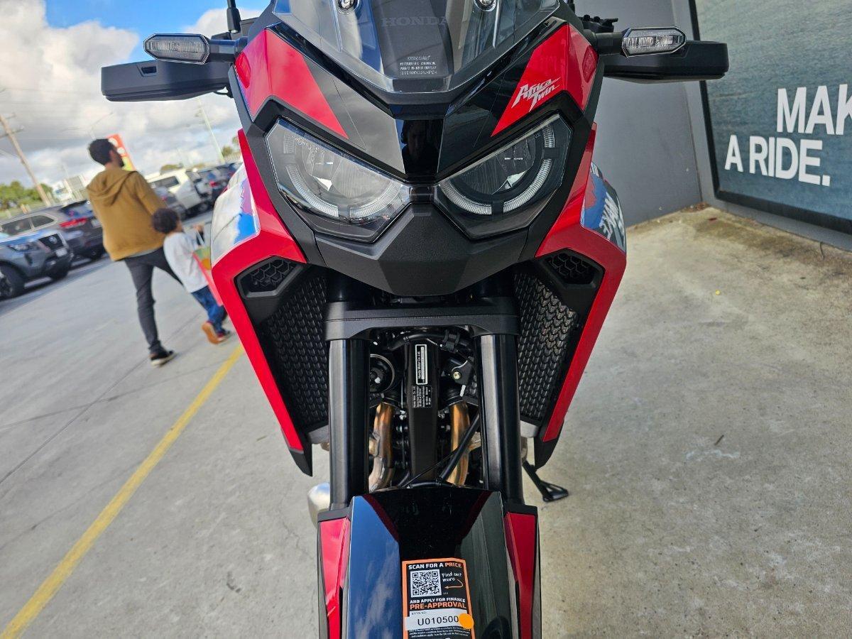 2025 HONDA CRF1100A3 AFRICA TWIN (ABS) DUAL SPORTS