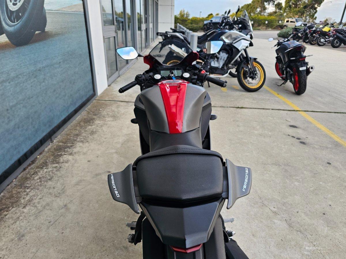 2021 YAMAHA YZF-R15 SPORTS