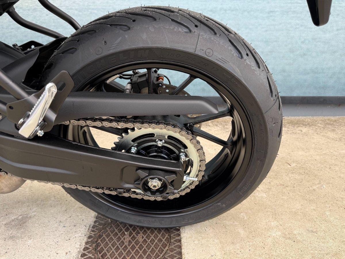 2026 YAMAHA XSR700 ROAD