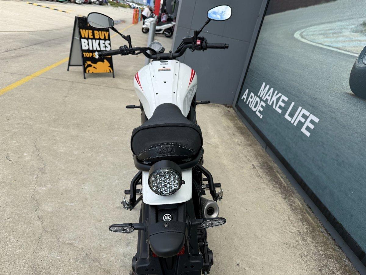 2026 YAMAHA XSR700 ROAD