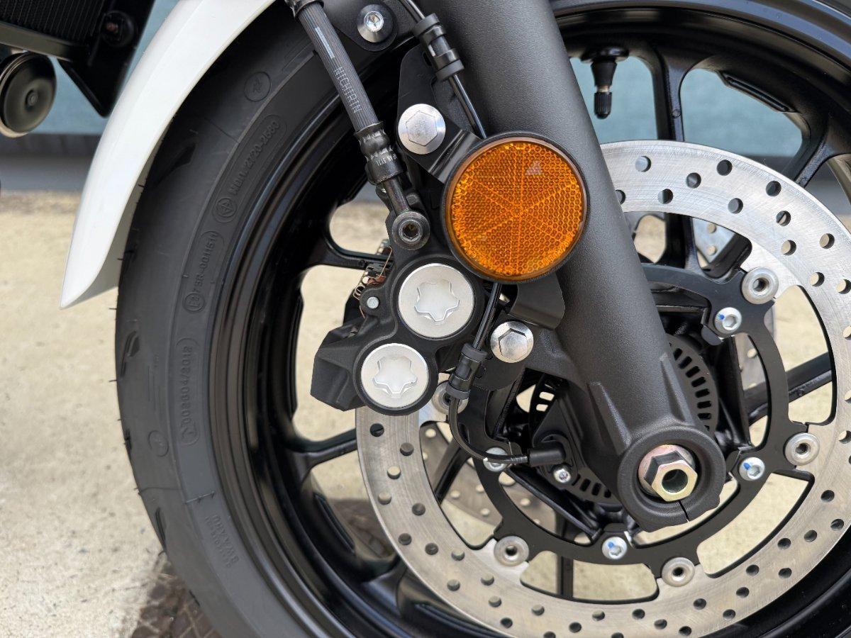 2026 YAMAHA XSR700 ROAD