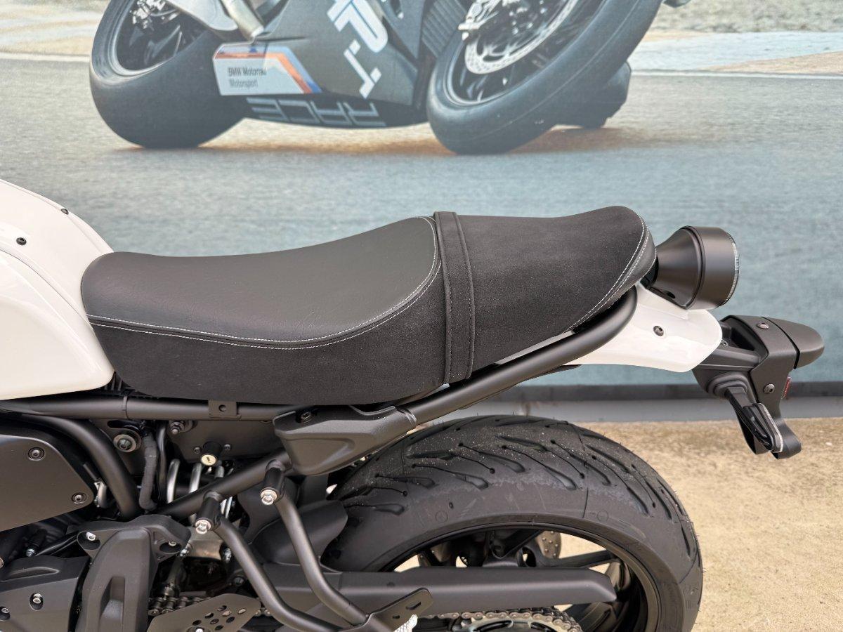 2026 YAMAHA XSR700 ROAD