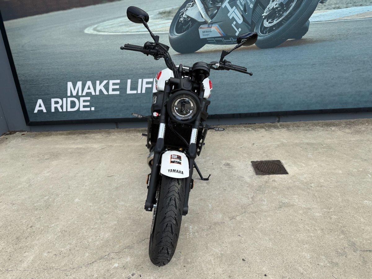 2026 YAMAHA XSR700 ROAD
