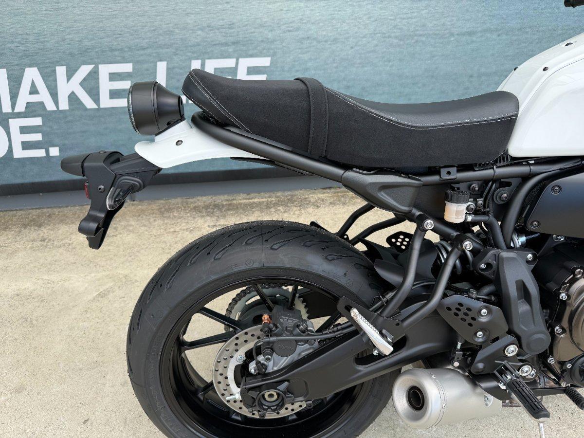2026 YAMAHA XSR700 ROAD