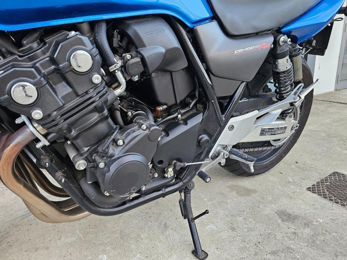 2010 HONDA CB400 ROAD