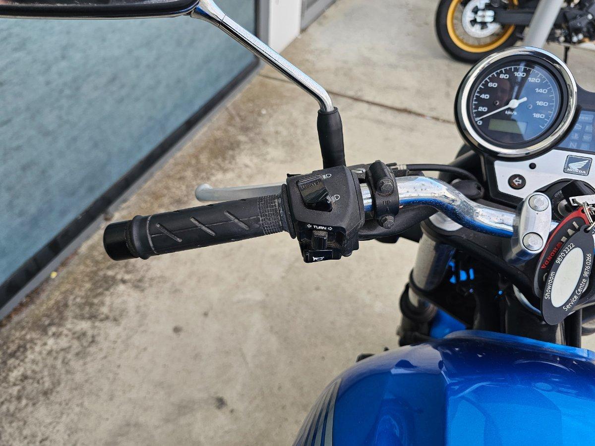 2010 HONDA CB400 ROAD