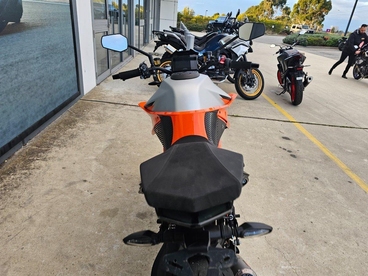 2023 KTM 1290 SUPER DUKE R SPORTS