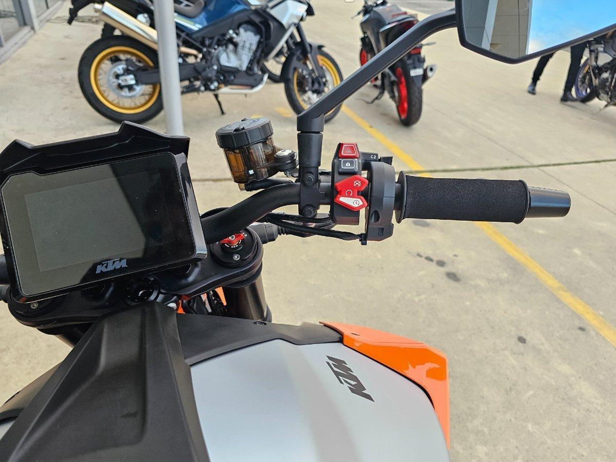 2023 KTM 1290 SUPER DUKE R SPORTS