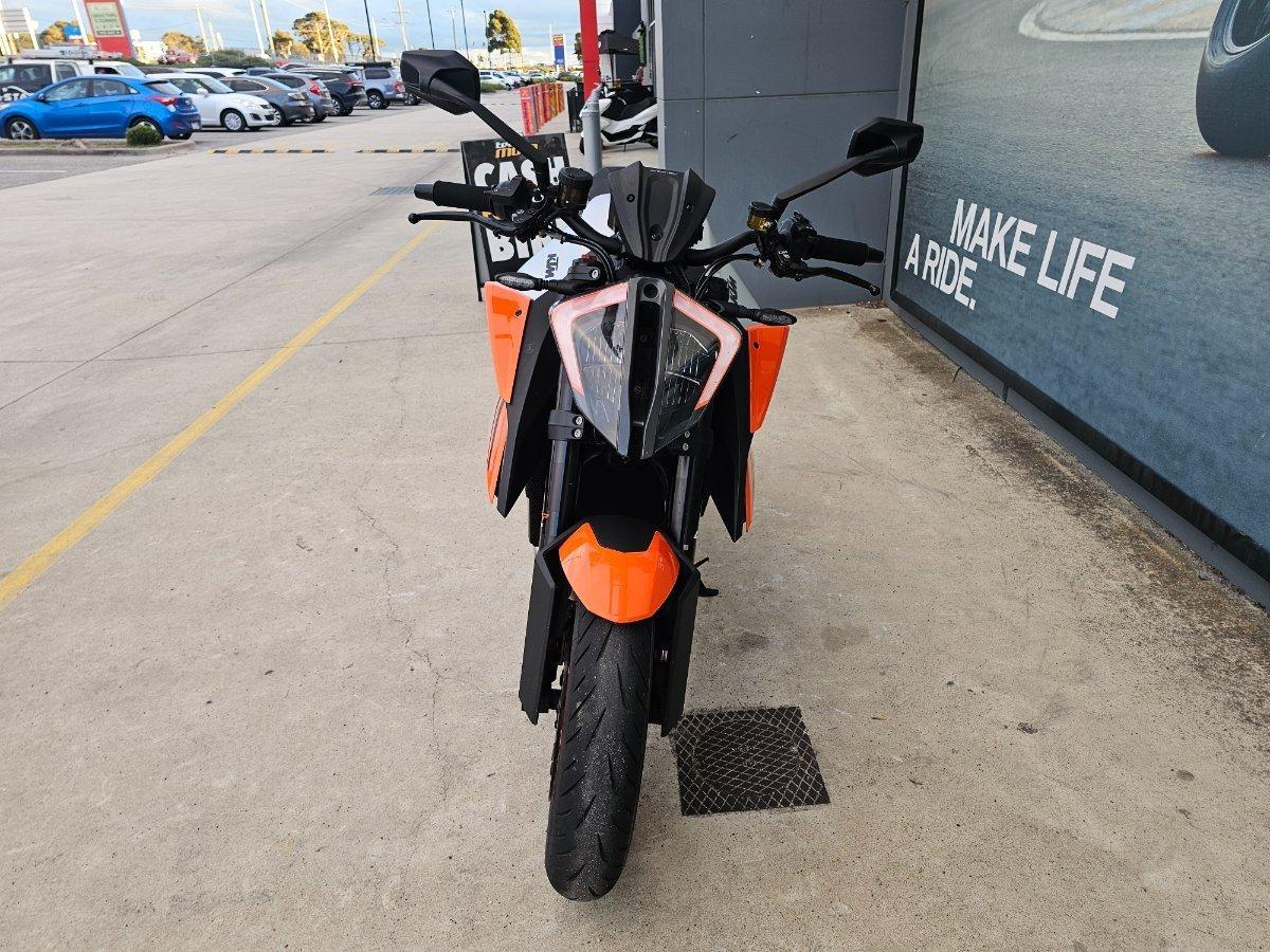 2023 KTM 1290 SUPER DUKE R SPORTS