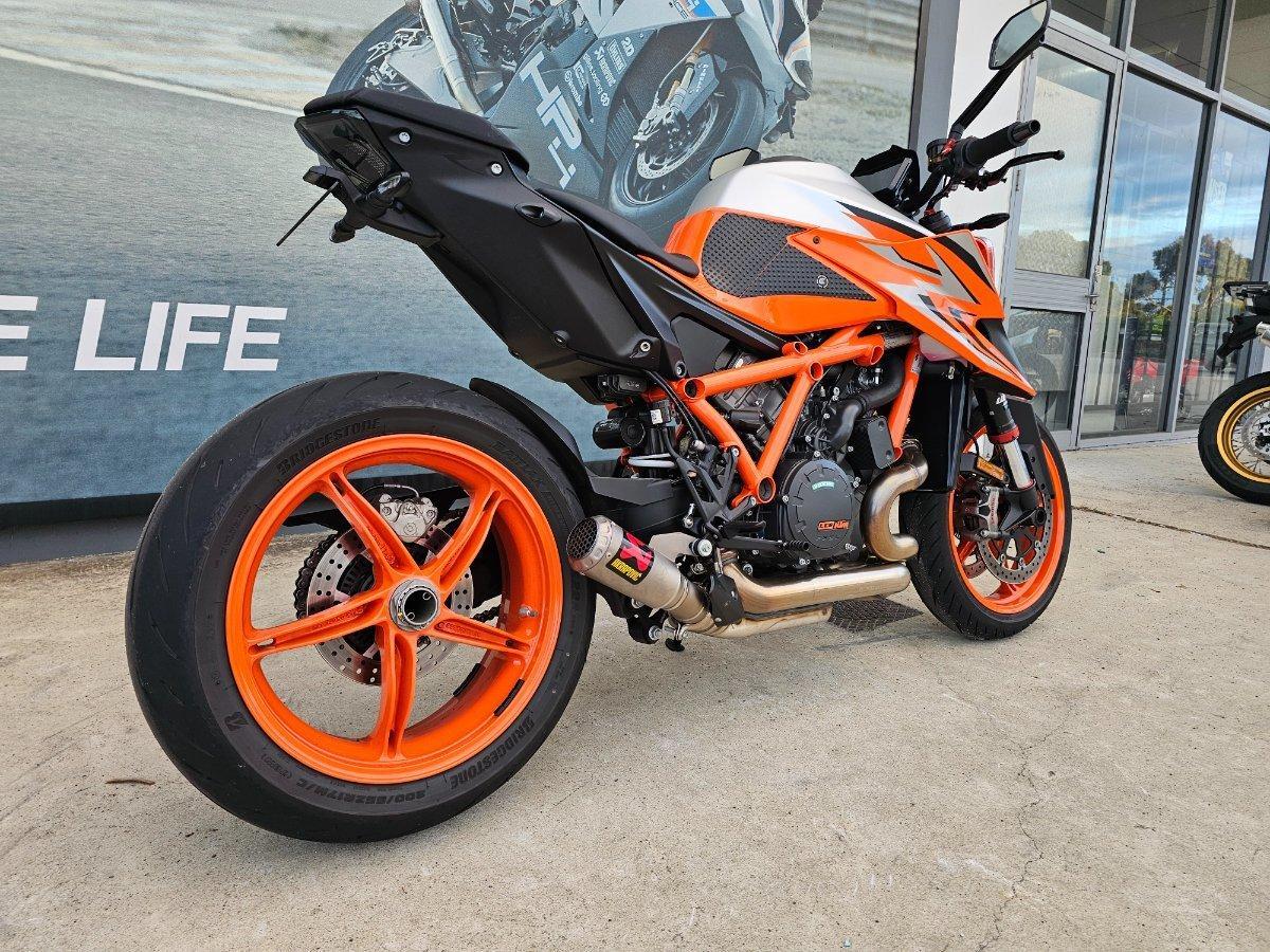 2023 KTM 1290 SUPER DUKE R SPORTS