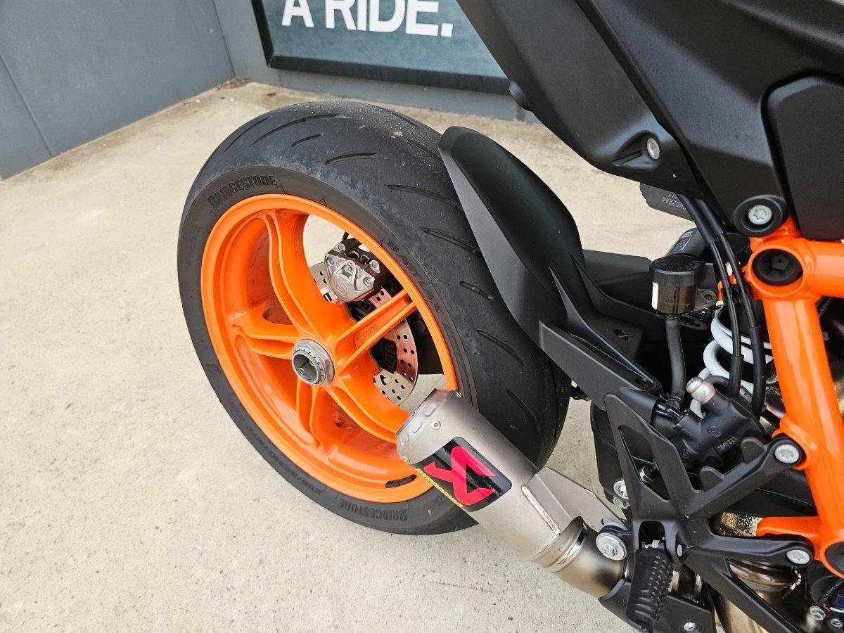 2023 KTM 1290 SUPER DUKE R SPORTS