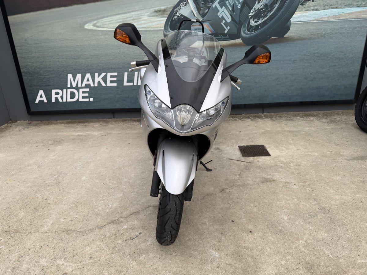 2011 TRIUMPH SPRINT GT SPORTS