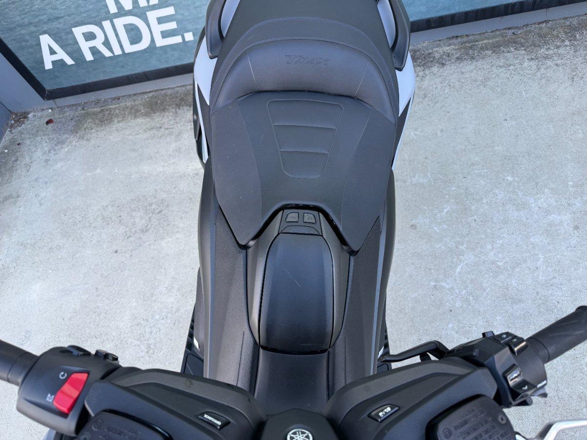 2020 YAMAHA TMAX 560 (ABS) SCOOTER