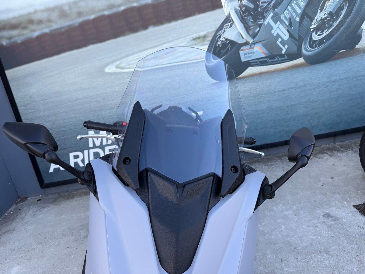 2020 YAMAHA TMAX 560 (ABS) SCOOTER
