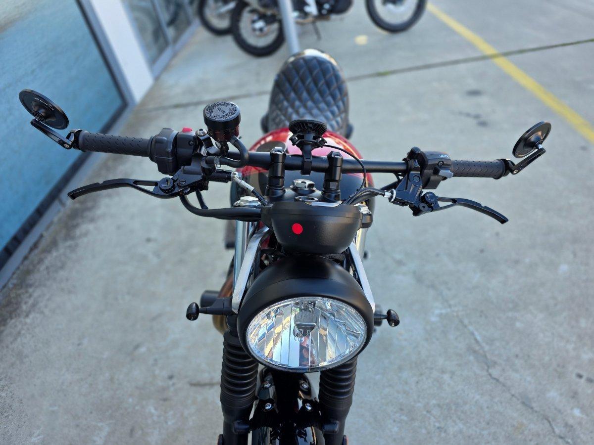 2025 TRIUMPH BONNEVILLE T100 ROAD