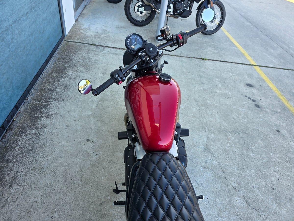 2025 TRIUMPH BONNEVILLE T100 ROAD