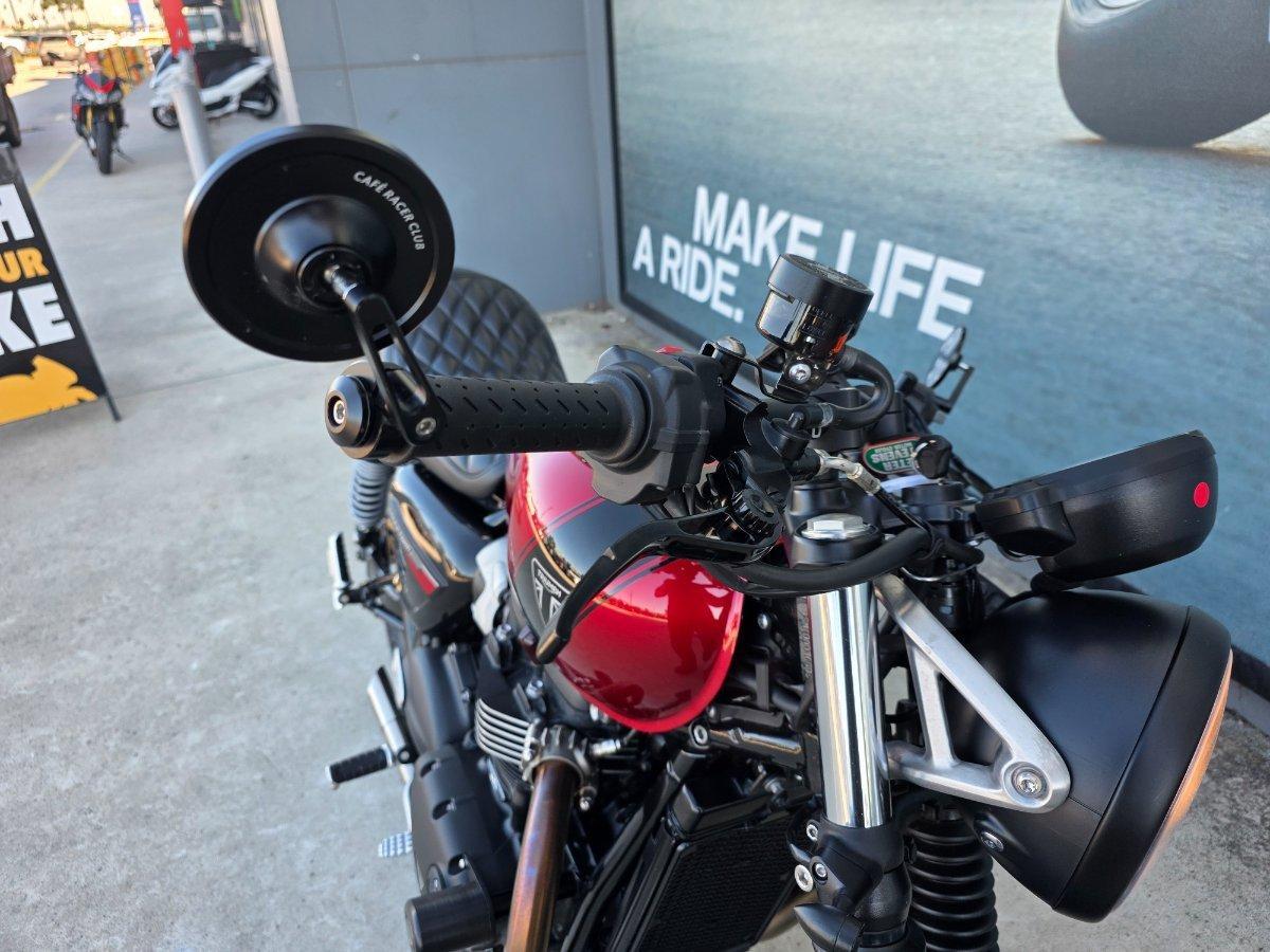 2025 TRIUMPH BONNEVILLE T100 ROAD