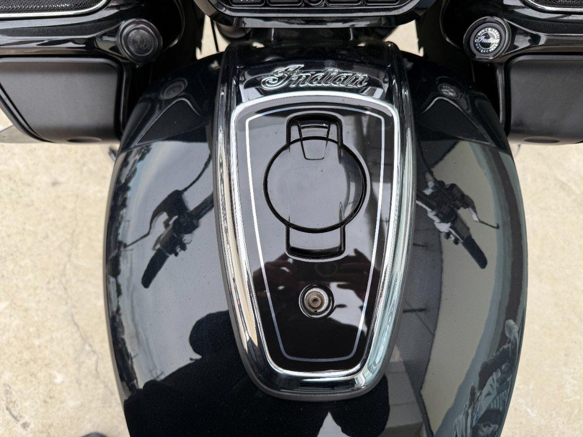 2021 INDIAN CHALLENGER LIMITED ROAD