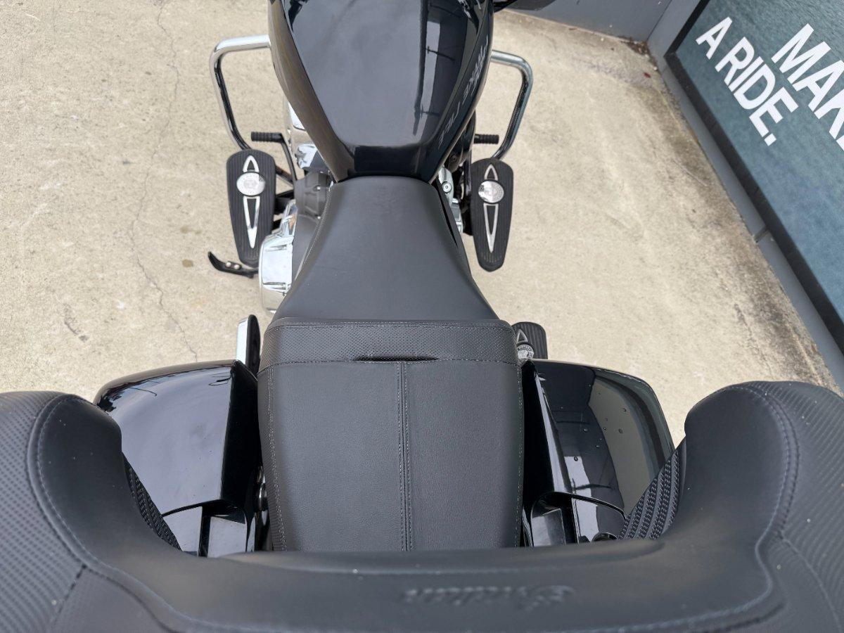 2021 INDIAN CHALLENGER LIMITED ROAD