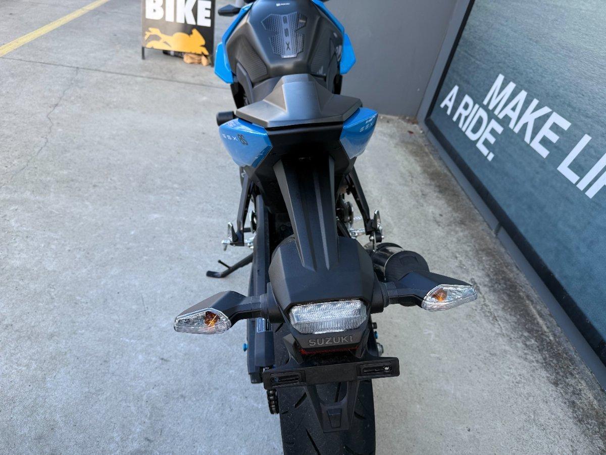 2023 SUZUKI GSX-8S ROAD