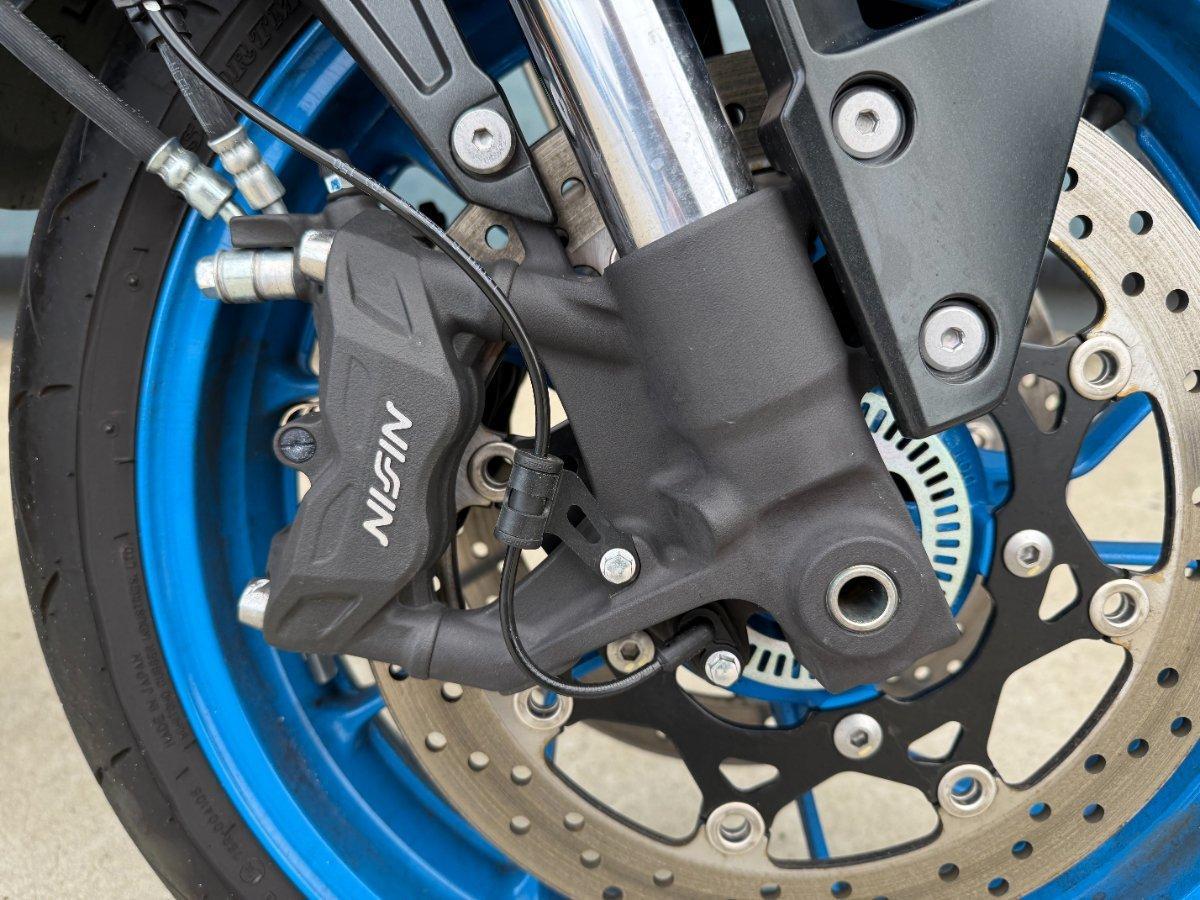 2023 SUZUKI GSX-8S ROAD