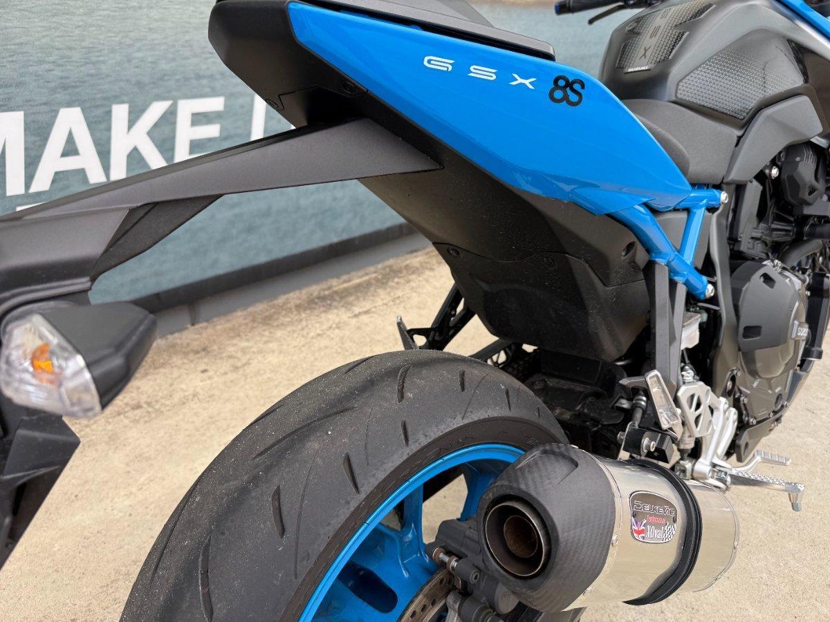 2023 SUZUKI GSX-8S ROAD