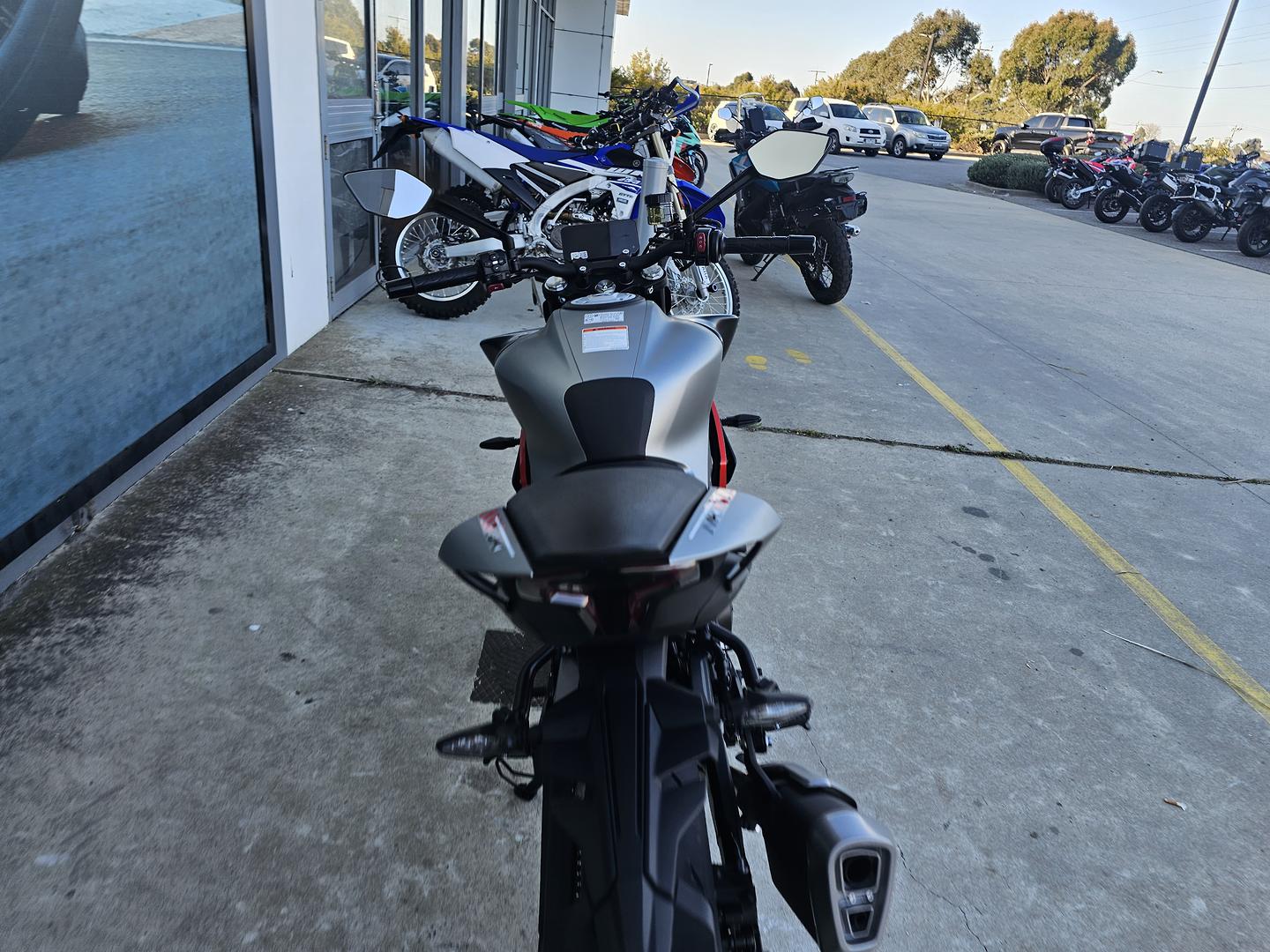 2026 CFMOTO 450 NK ROAD