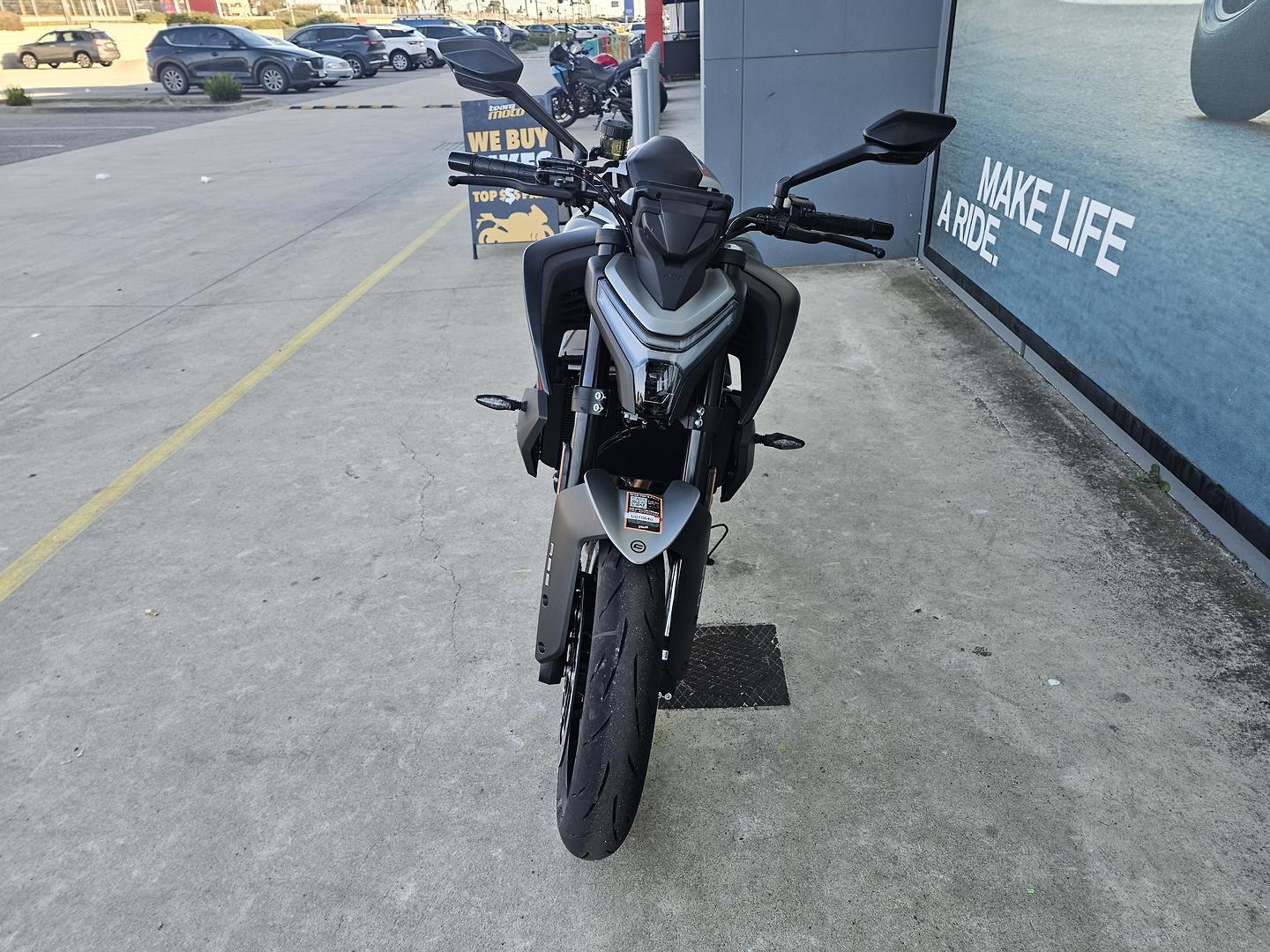 2026 CFMOTO 450 NK ROAD
