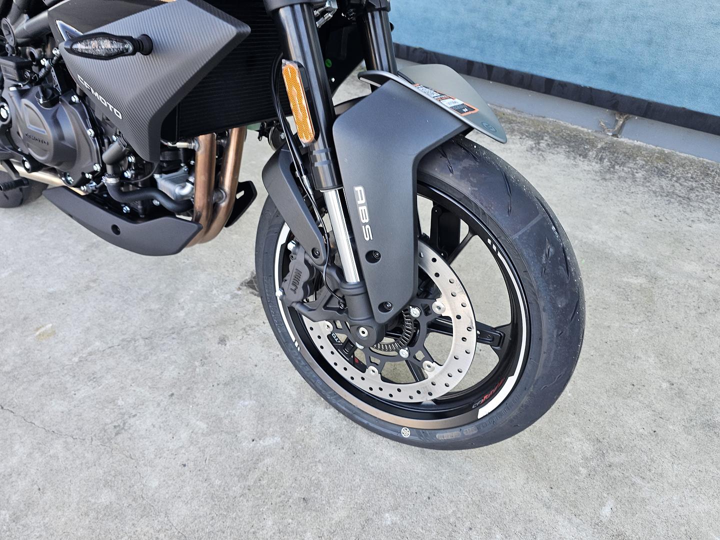 2026 CFMOTO 450 NK ROAD