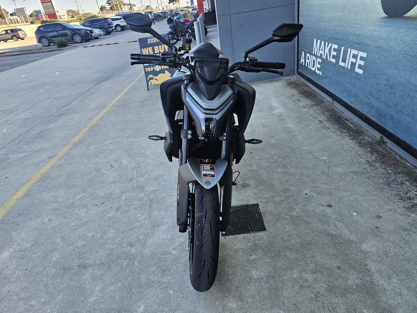 2026 CFMOTO 450 NK ROAD
