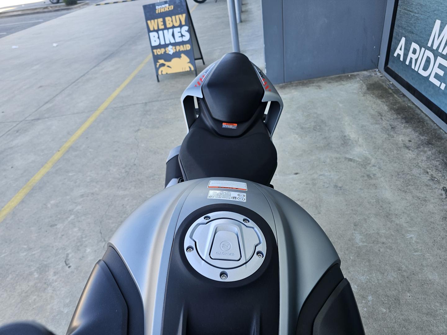 2026 CFMOTO 450 NK ROAD