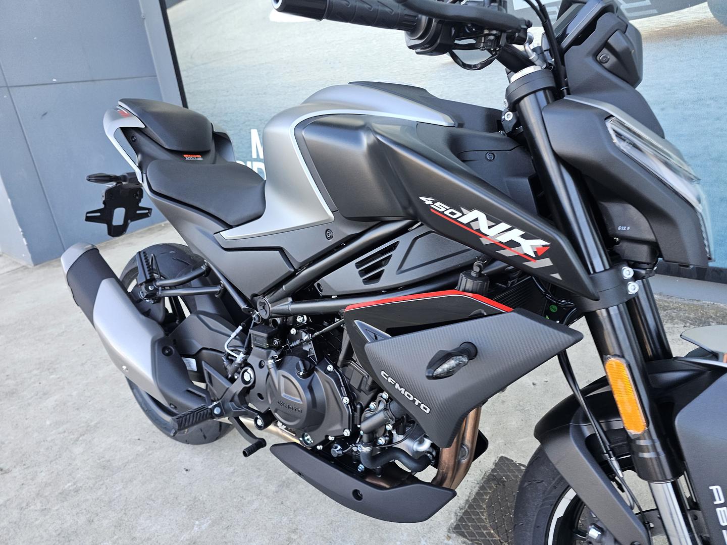 2026 CFMOTO 450 NK ROAD