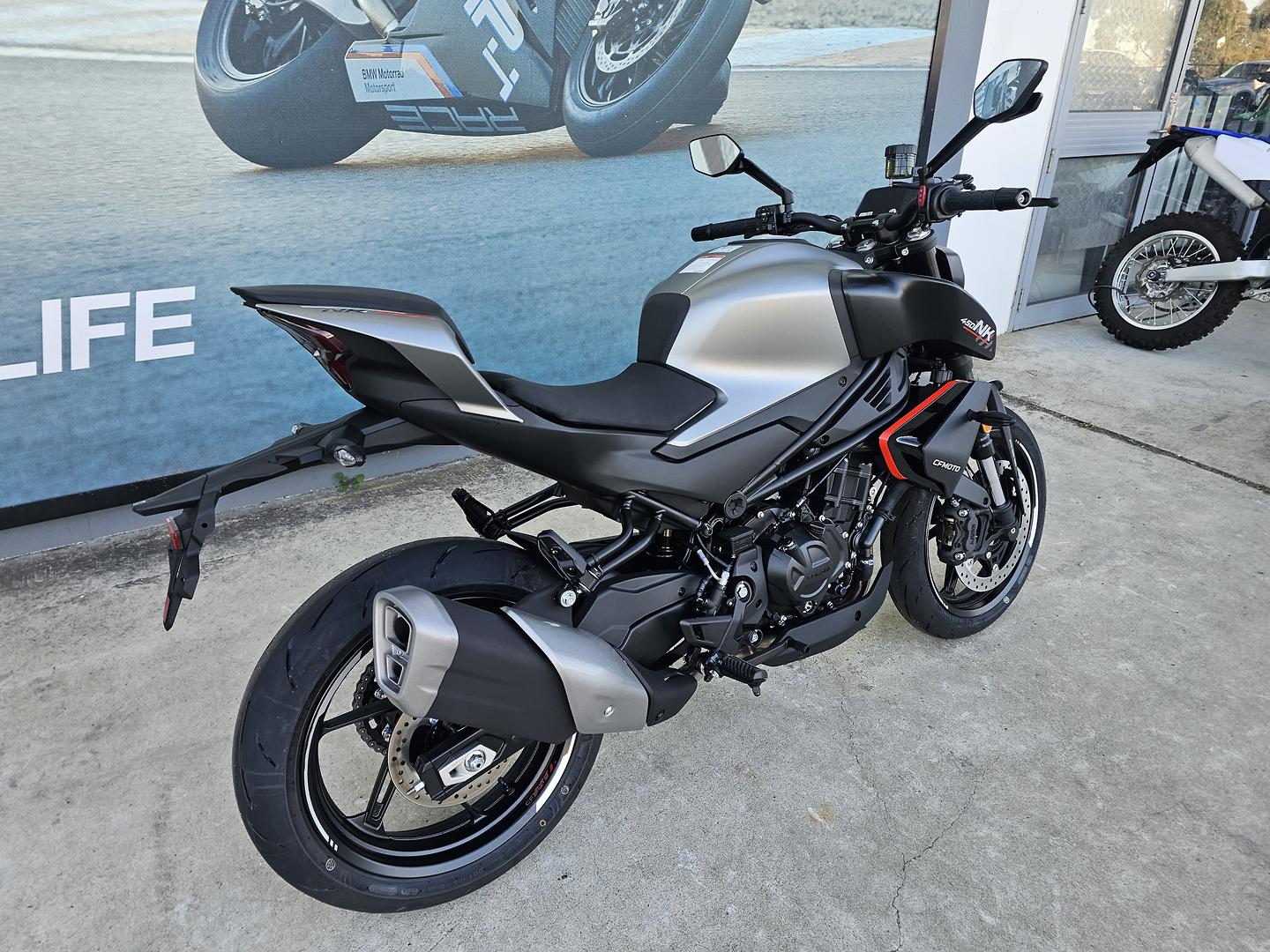 2026 CFMOTO 450 NK ROAD