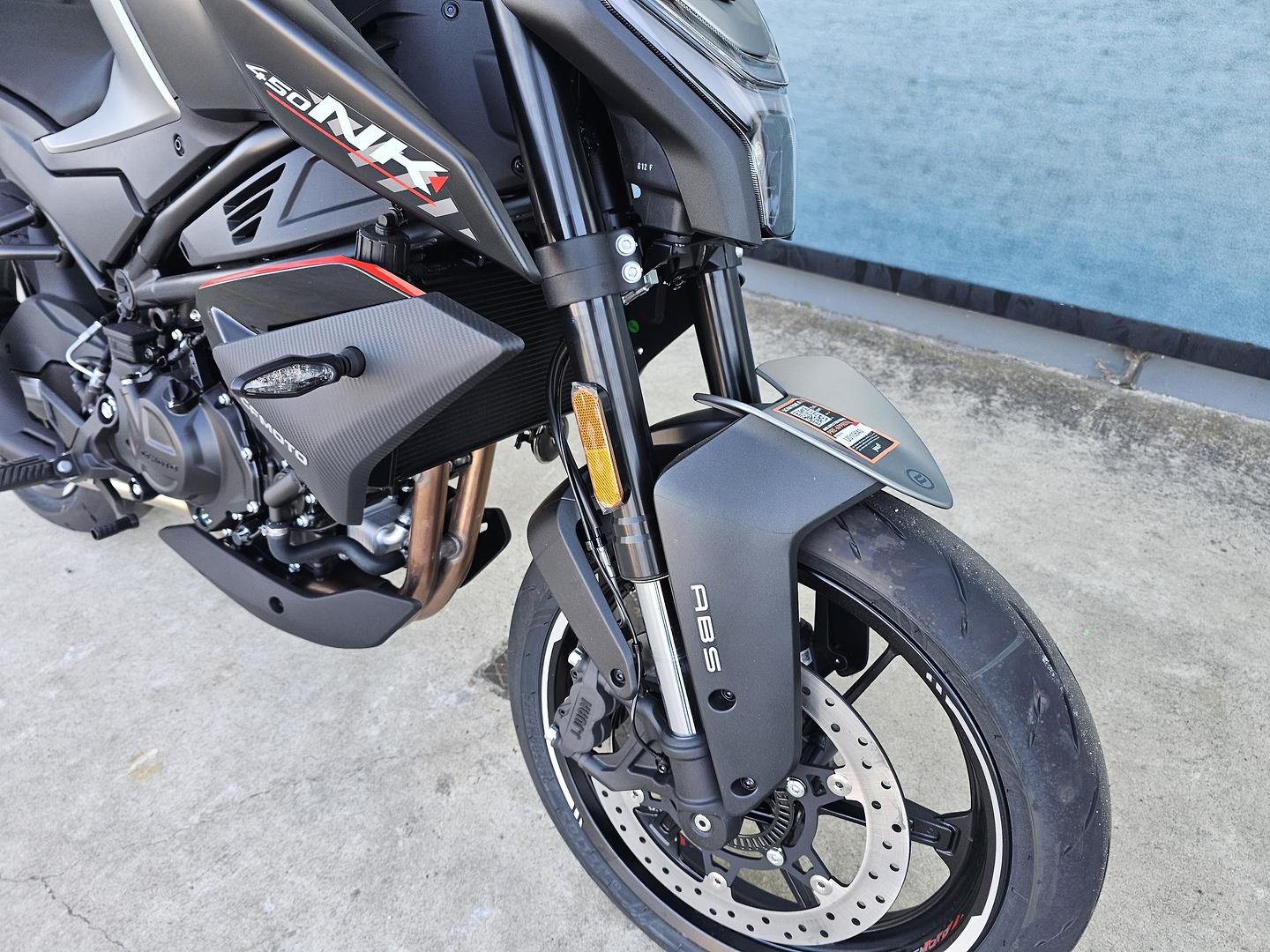 2026 CFMOTO 450 NK ROAD